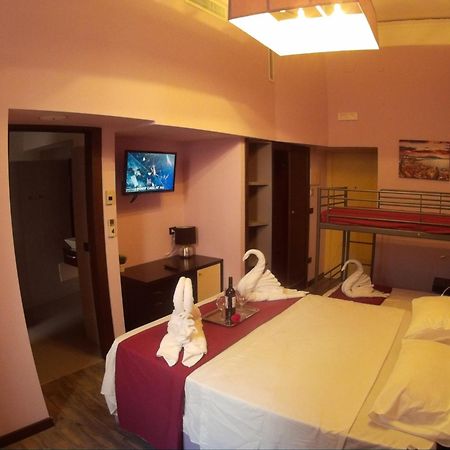 Dolce Vita Rooms Napoli Ngoại thất bức ảnh