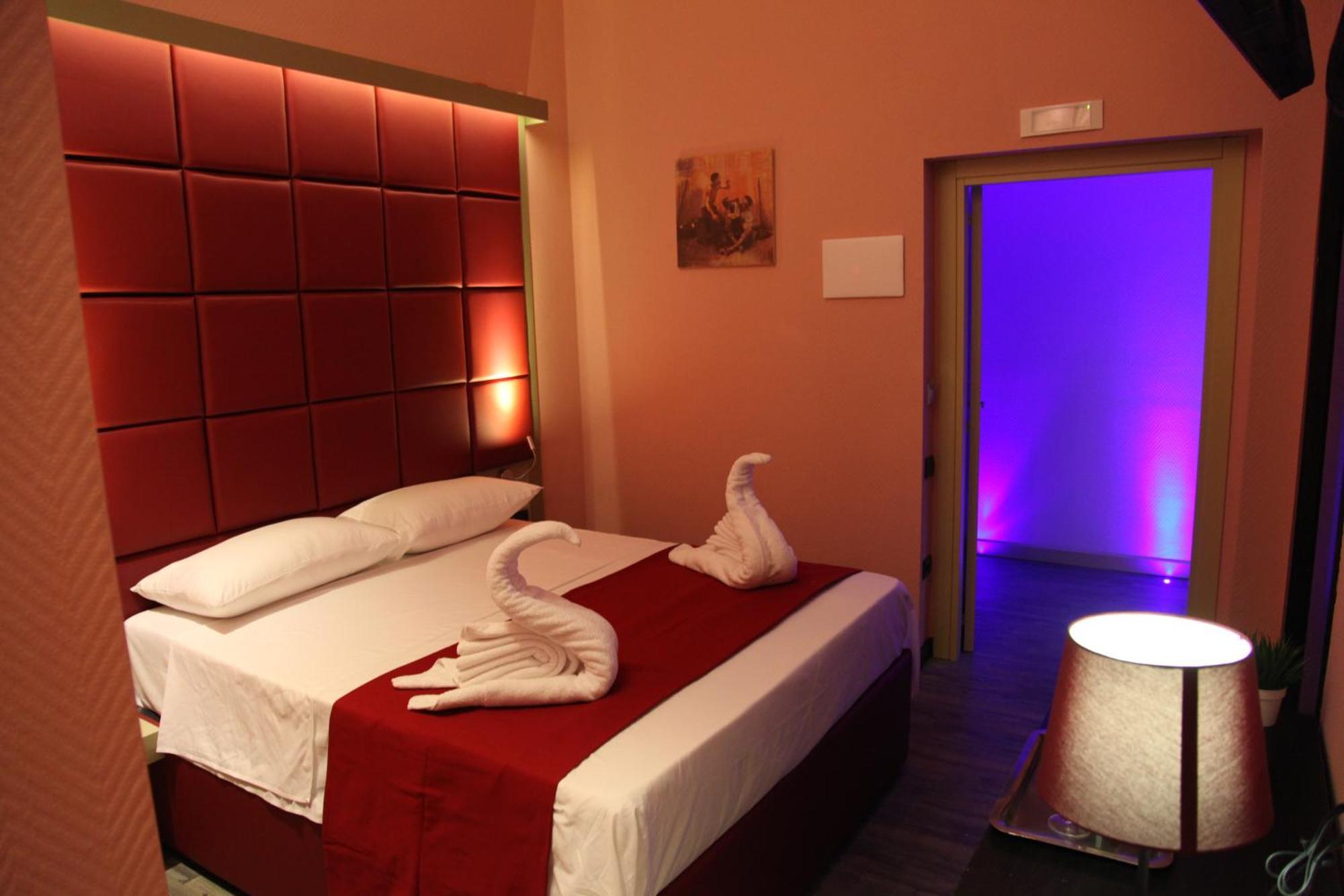 Dolce Vita Rooms Napoli Ngoại thất bức ảnh